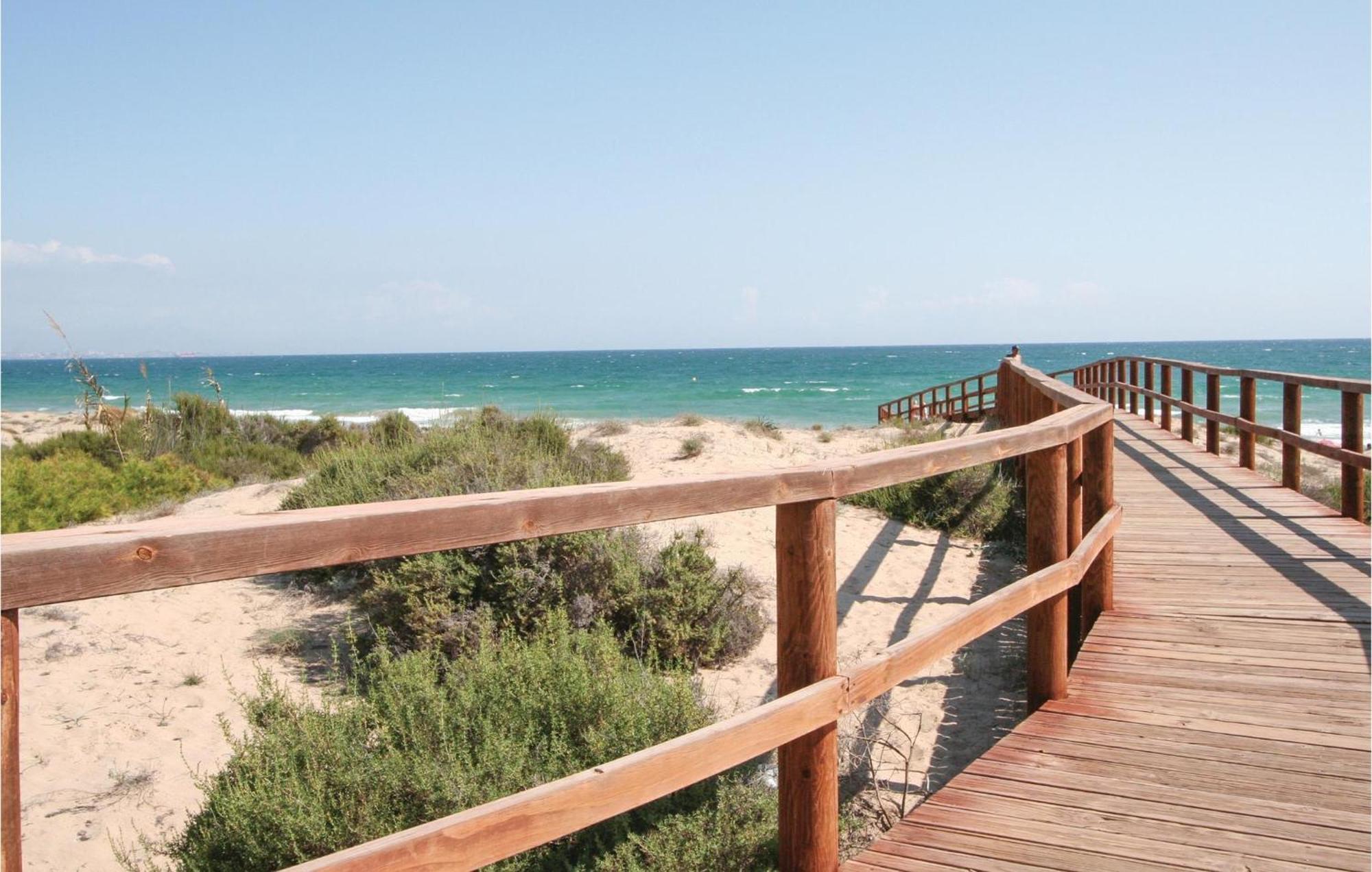 Gorgeous Home In Santa Pola With Wifi Zewnętrze zdjęcie