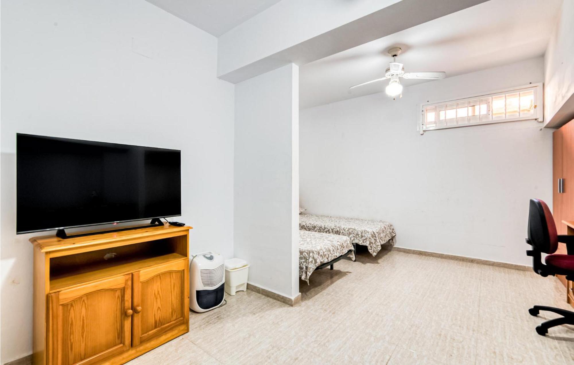 Gorgeous Home In Santa Pola With Wifi Zewnętrze zdjęcie